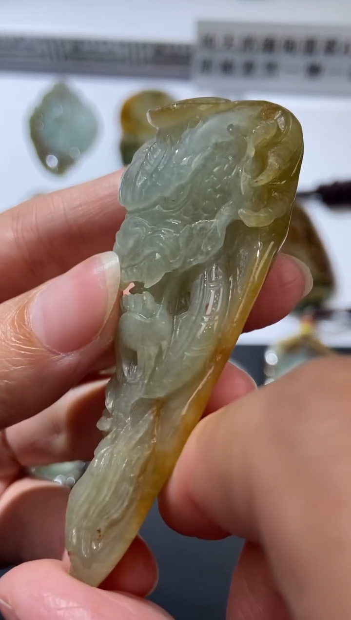 未镶嵌挂件翡翠烟****g123213