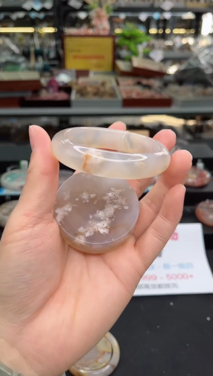 【闪购商品】石英质玉手镯未镶嵌57圈口（赠品镯心）3931207