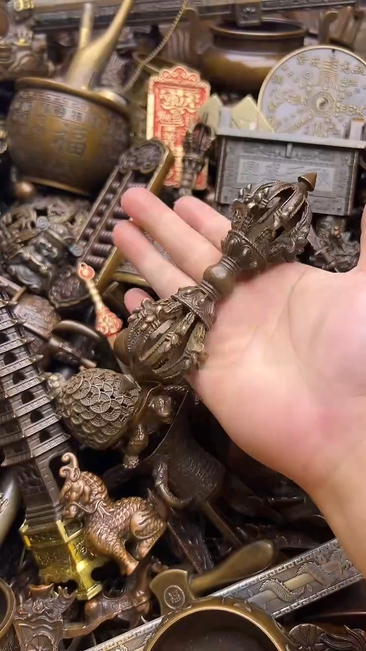 精美铜器，点击即可下单