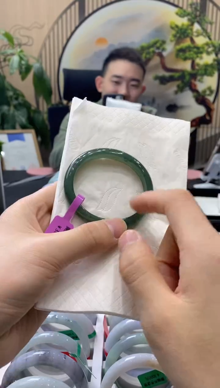 【闪购商品】翡翠手镯未镶嵌00000013580