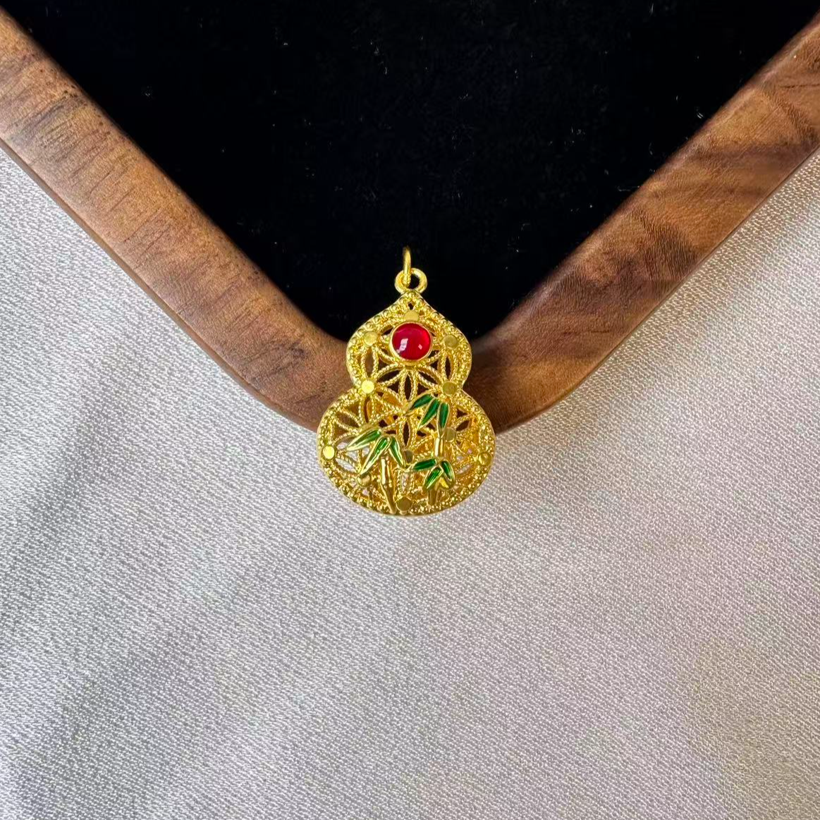 【足金999】宝石金丝竹叶葫芦吊坠AA057