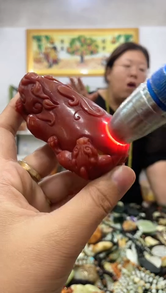 未镶嵌蛇纹石玉挂件 