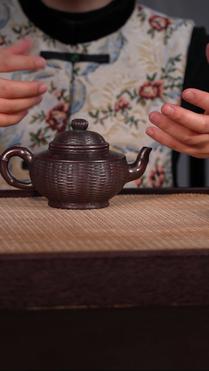 茶壶紫砂龙山古乌泥 300cc
