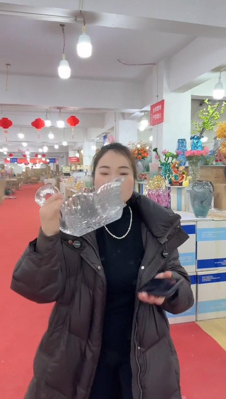 【闪购商品】无铅玻璃迪喜花器-h-早16