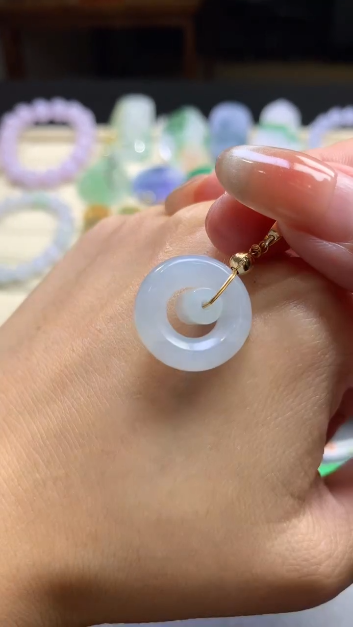 【闪购商品】翡翠颈饰未镶嵌翡翠