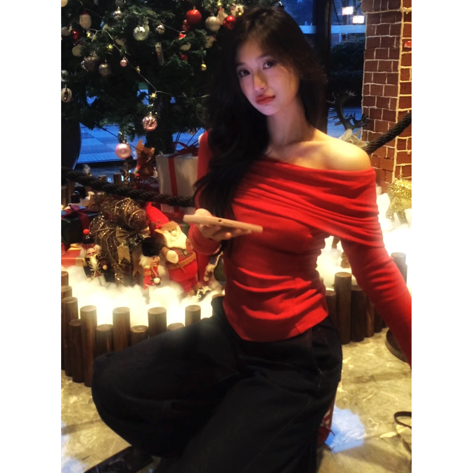 【绝美内搭】氛围感一字肩红色针织打底衫-zz005