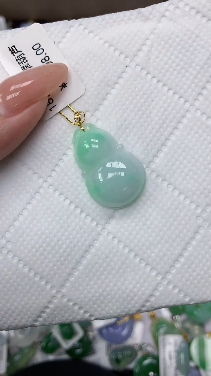 颈饰18K金镶嵌翡翠11111111111111