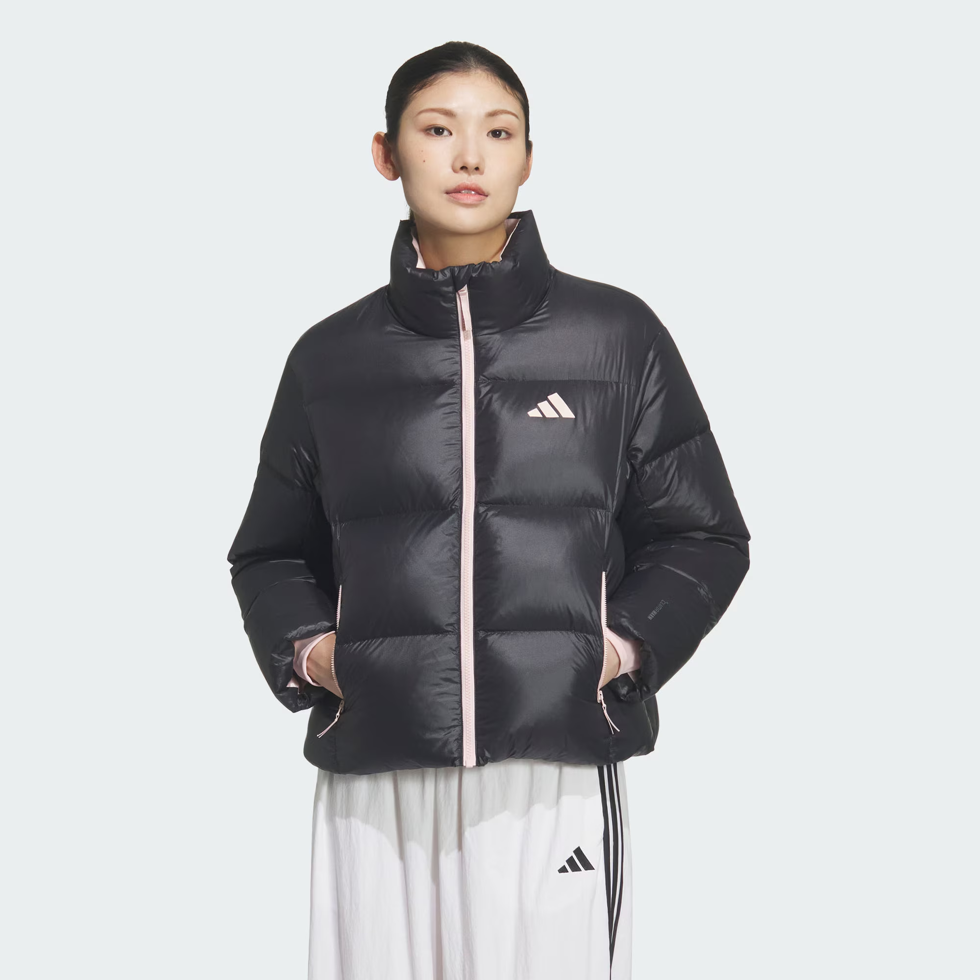adidas/阿迪达斯女款拒水防风保暖运动休闲600蓬鸭绒羽绒服KQ5506