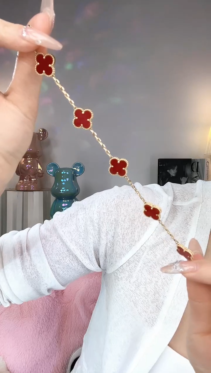 【闪购商品】玛瑙/玉髓手链18K金镶嵌18K黄手链