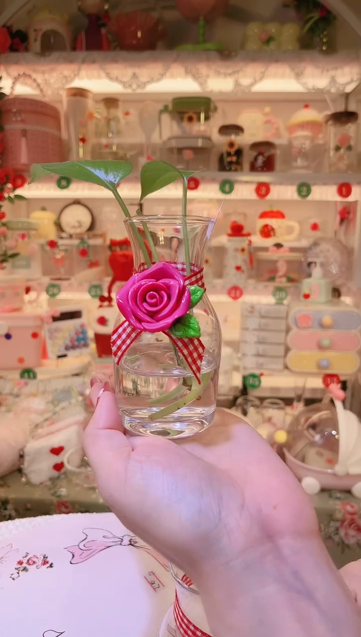 浮雕小花瓶——手工制作品质好！