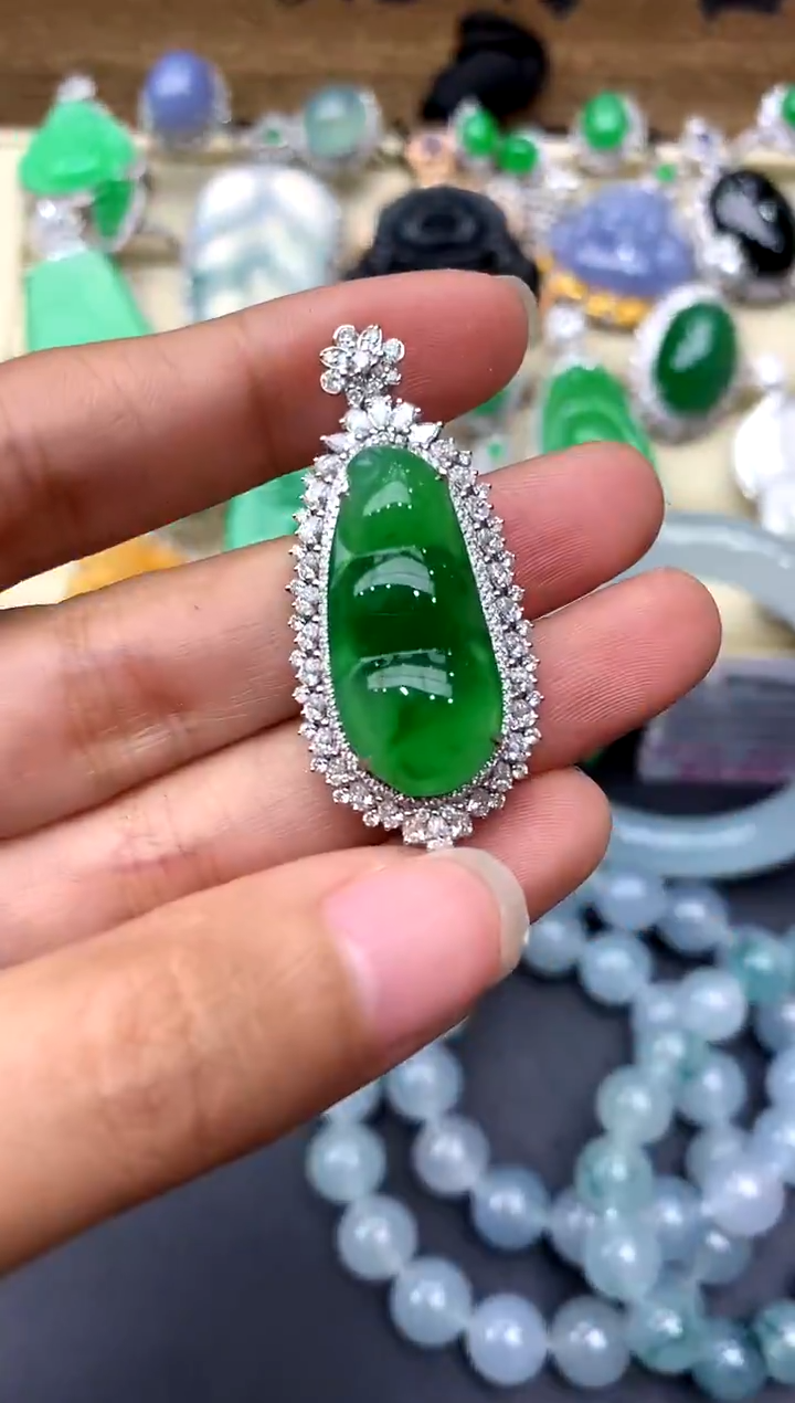 【闪购商品】翡翠颈饰18K金镶嵌582-中国好珍宝