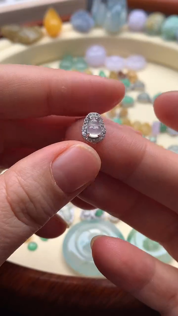 【闪购商品】翡翠颈饰银S925镶嵌翡翠葫芦