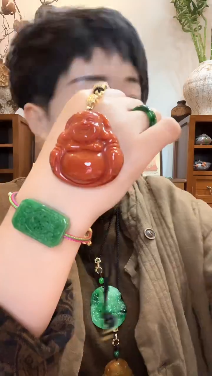 吊坠(赠链)未镶嵌翡翠220