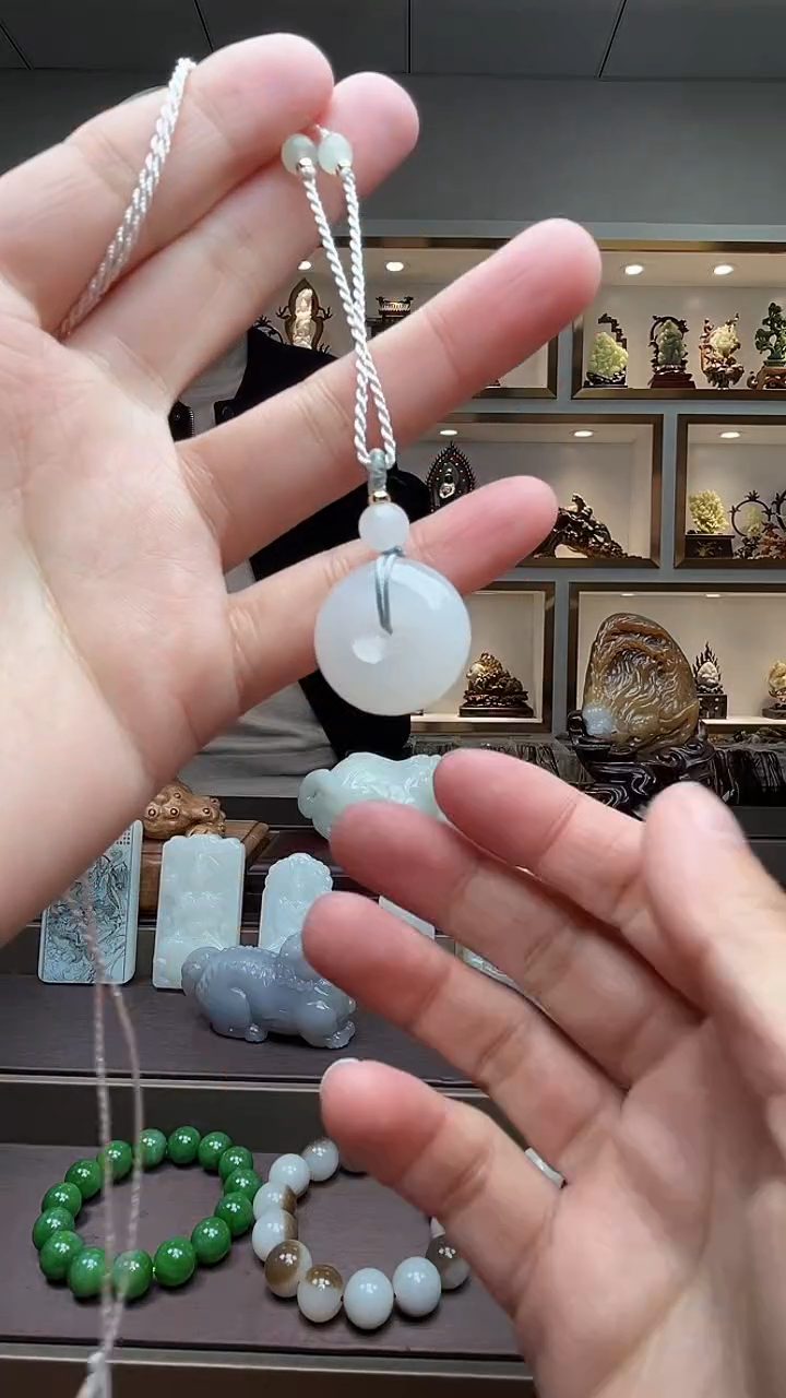 【闪购商品】和田玉颈饰未镶嵌苏