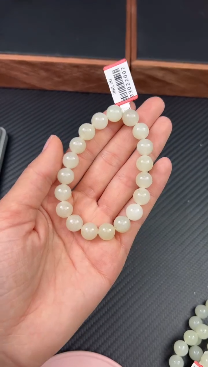 未镶嵌和田玉手串且末金山微色差卡10