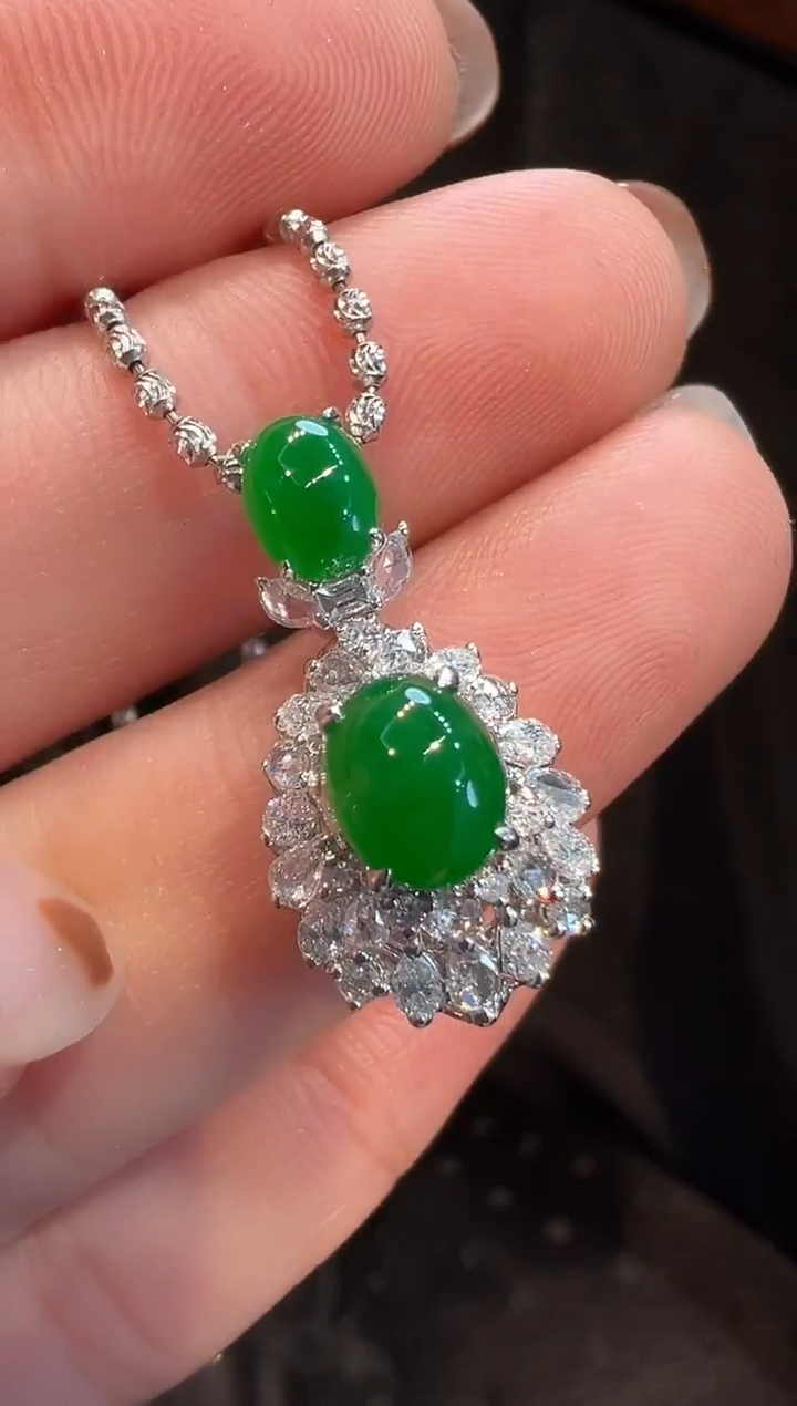 吊坠(不含链)18K金镶嵌翡翠AL6