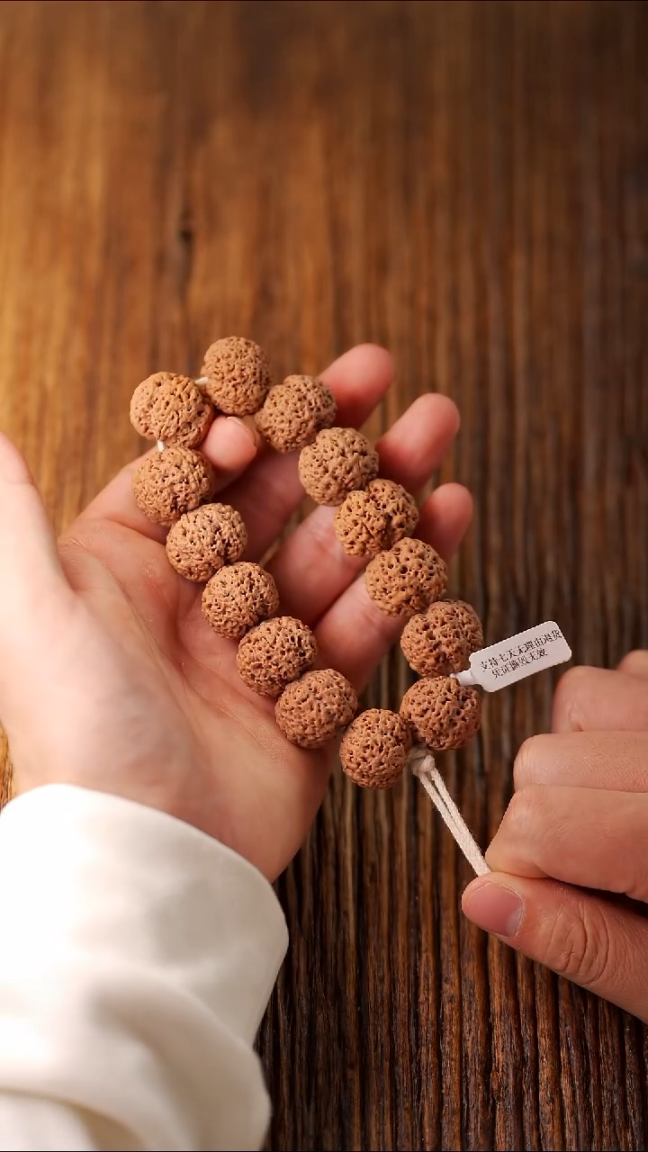 手串金刚菩提22MM标款五星蜂王但金刚