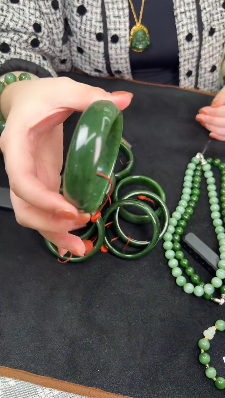 未镶嵌手镯和田玉红皮老料（57-60备注圈口）多样性发一HL37D01