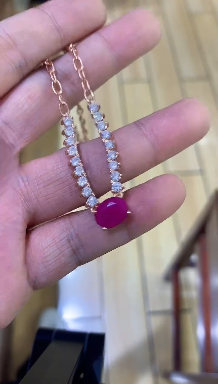 【闪购商品】红宝石颈饰银S925镶嵌.........