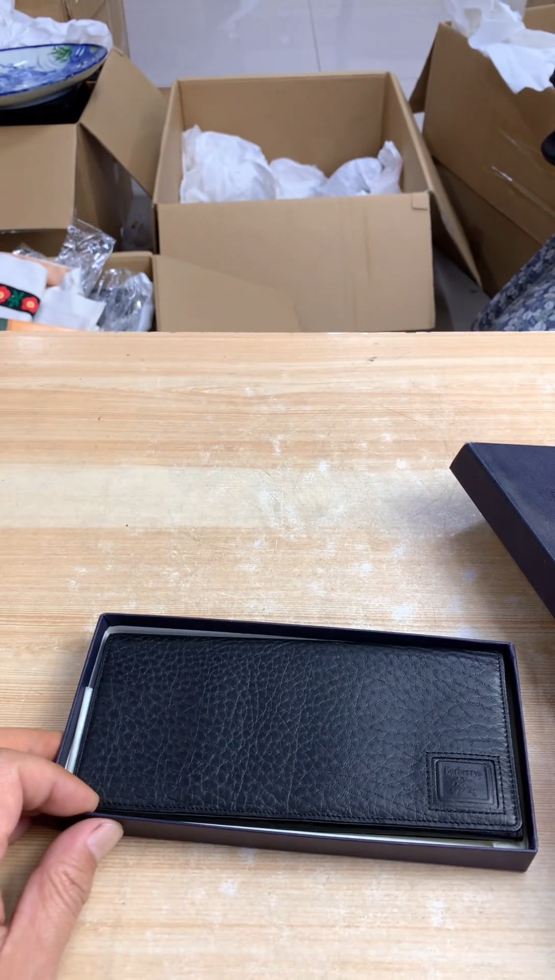 人造革孤**影默认微瑕，no退no换，介意勿拍