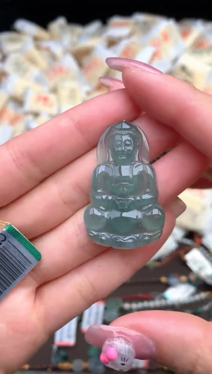 【闪购商品】翡翠挂件未镶嵌 —
