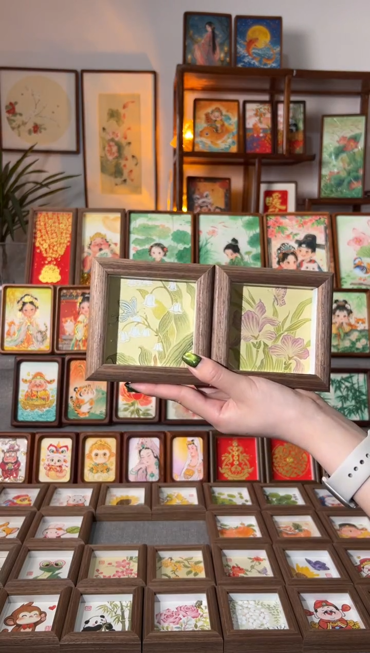 【闪购商品】国画铃兰花蝴蝶 鸢尾花蝴蝶 一组11