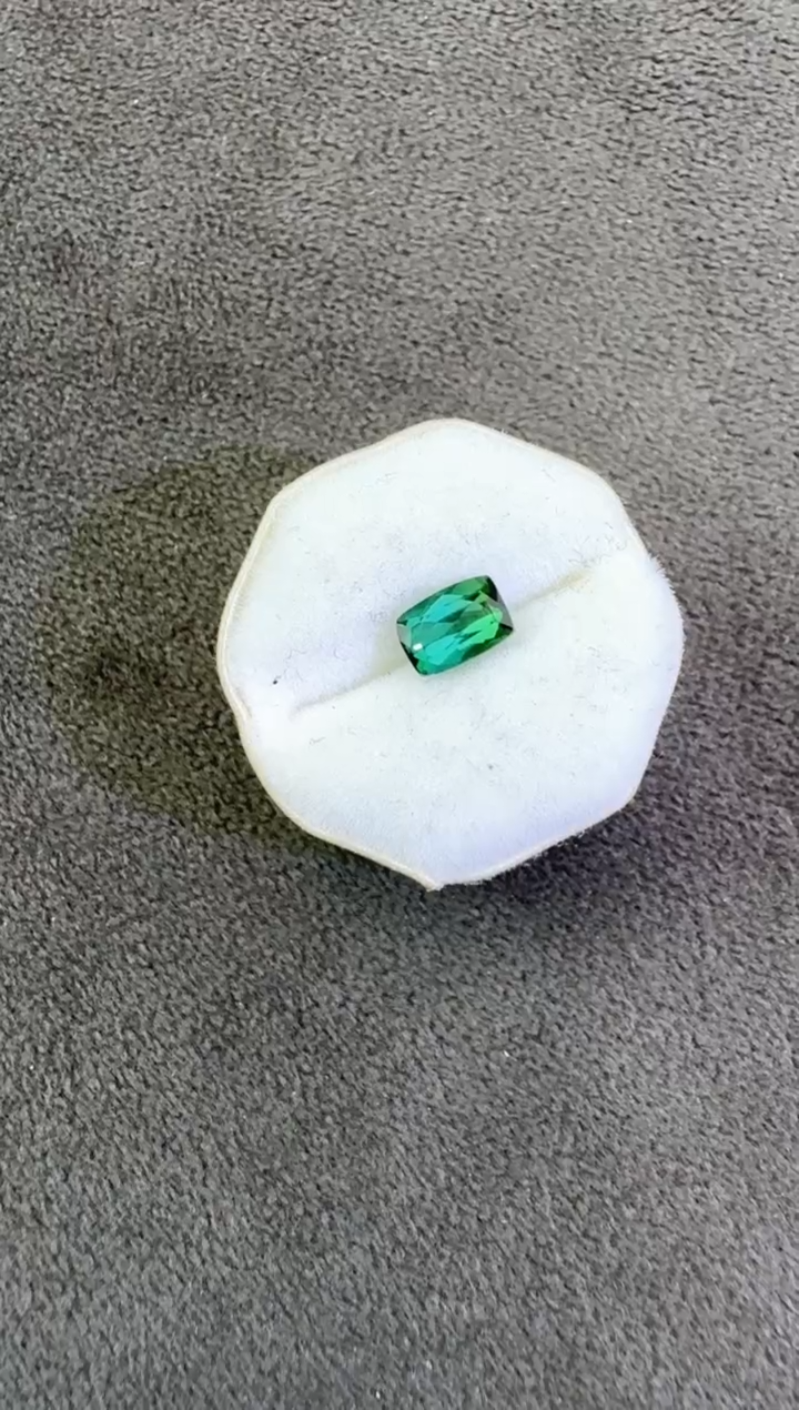 【闪购商品】碧玺珠宝奇石未镶嵌0.7ct