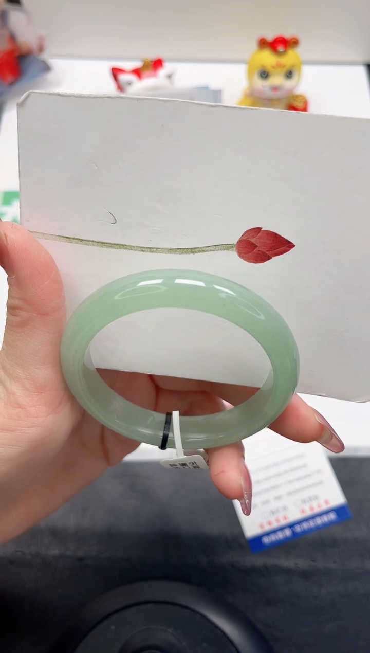 【闪购商品】石英质玉手镯未镶嵌141-56