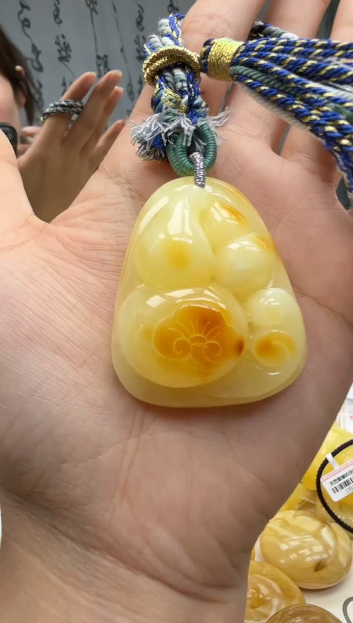 未镶嵌琥珀裸石挂坠