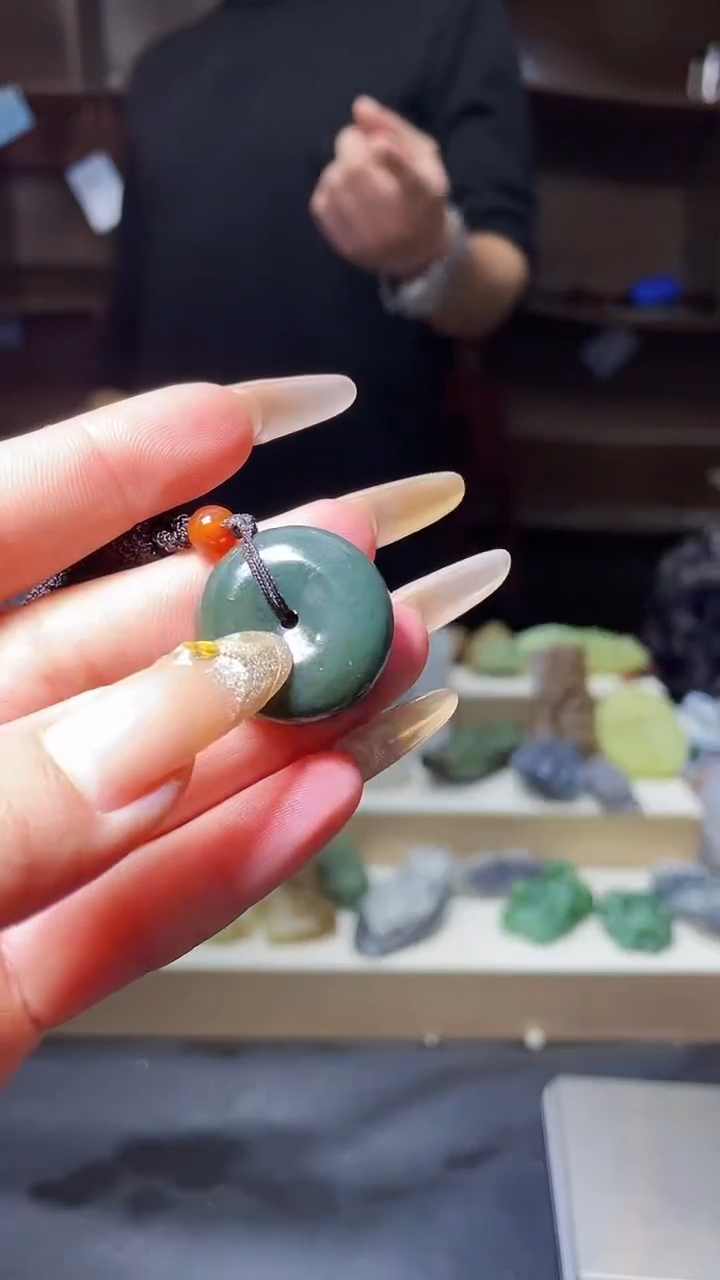 【闪购商品】和田玉颈饰未镶嵌1