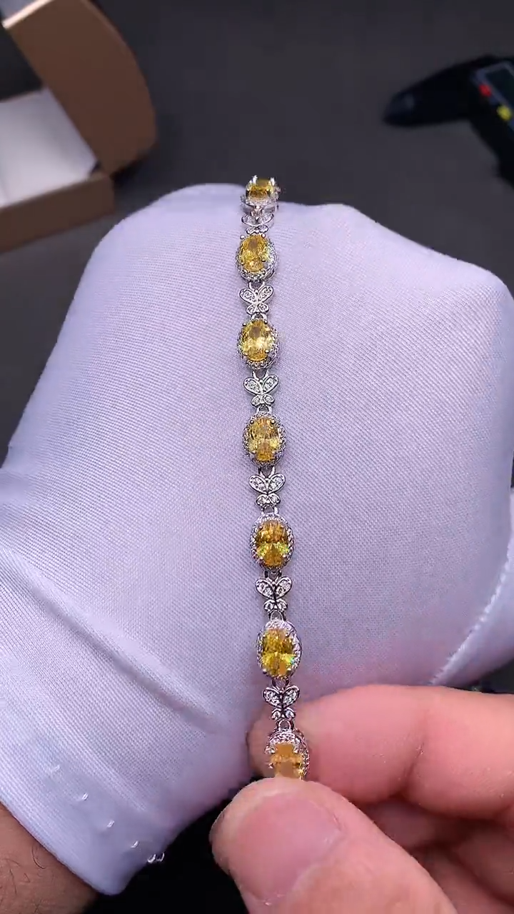 【闪购商品】彩色蓝宝石手链银S925镶嵌.......