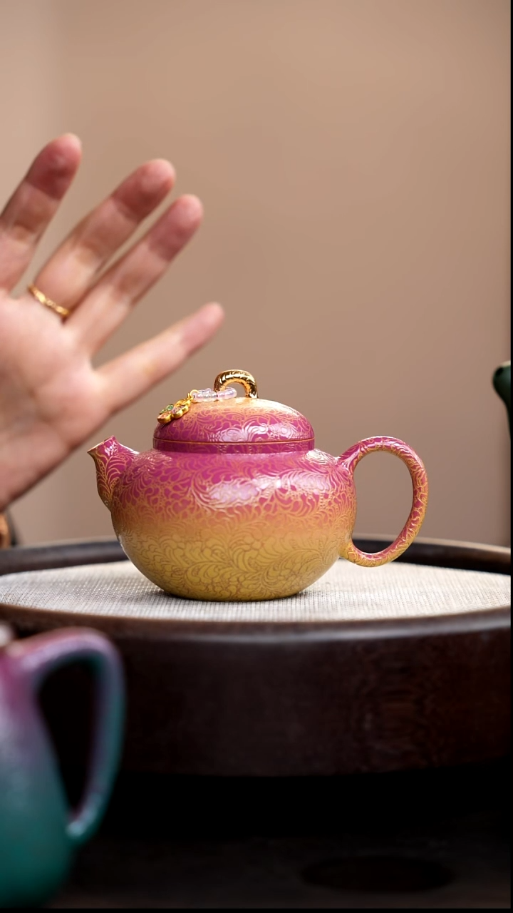 茶壶紫砂段泥扒花柿圆