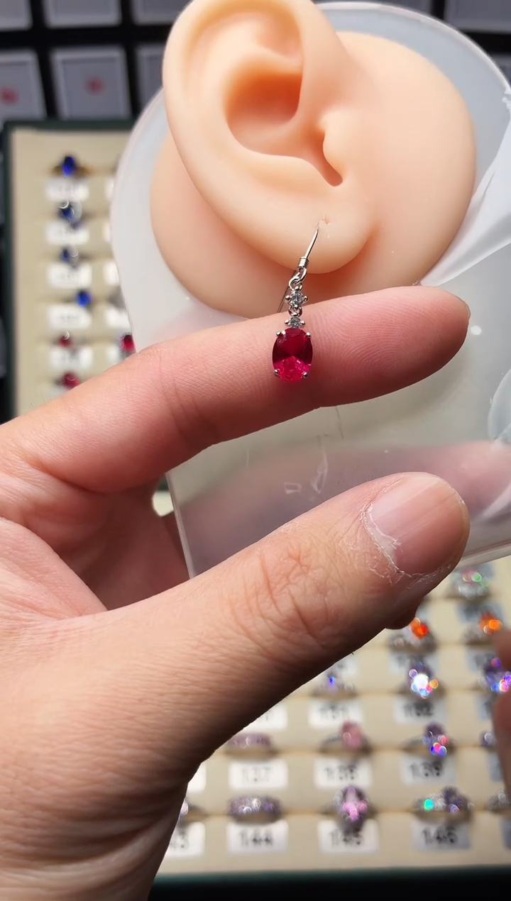 银S925镶嵌耳饰红宝石699