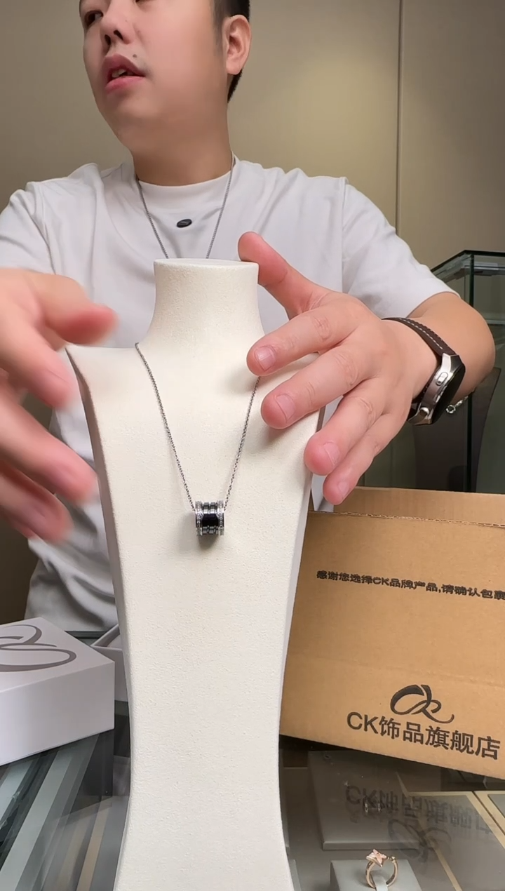 钛钢无钛钢无CK 项链