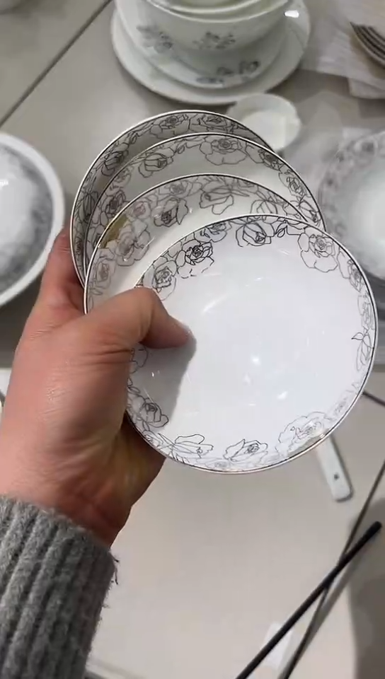 骨瓷隆达骨瓷4吃碟4个