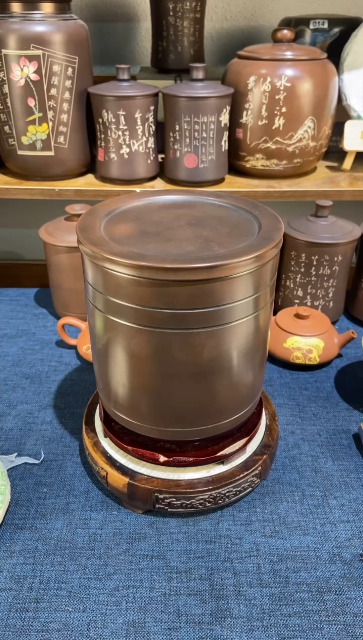 8建水紫陶手工精磨醒茶罐