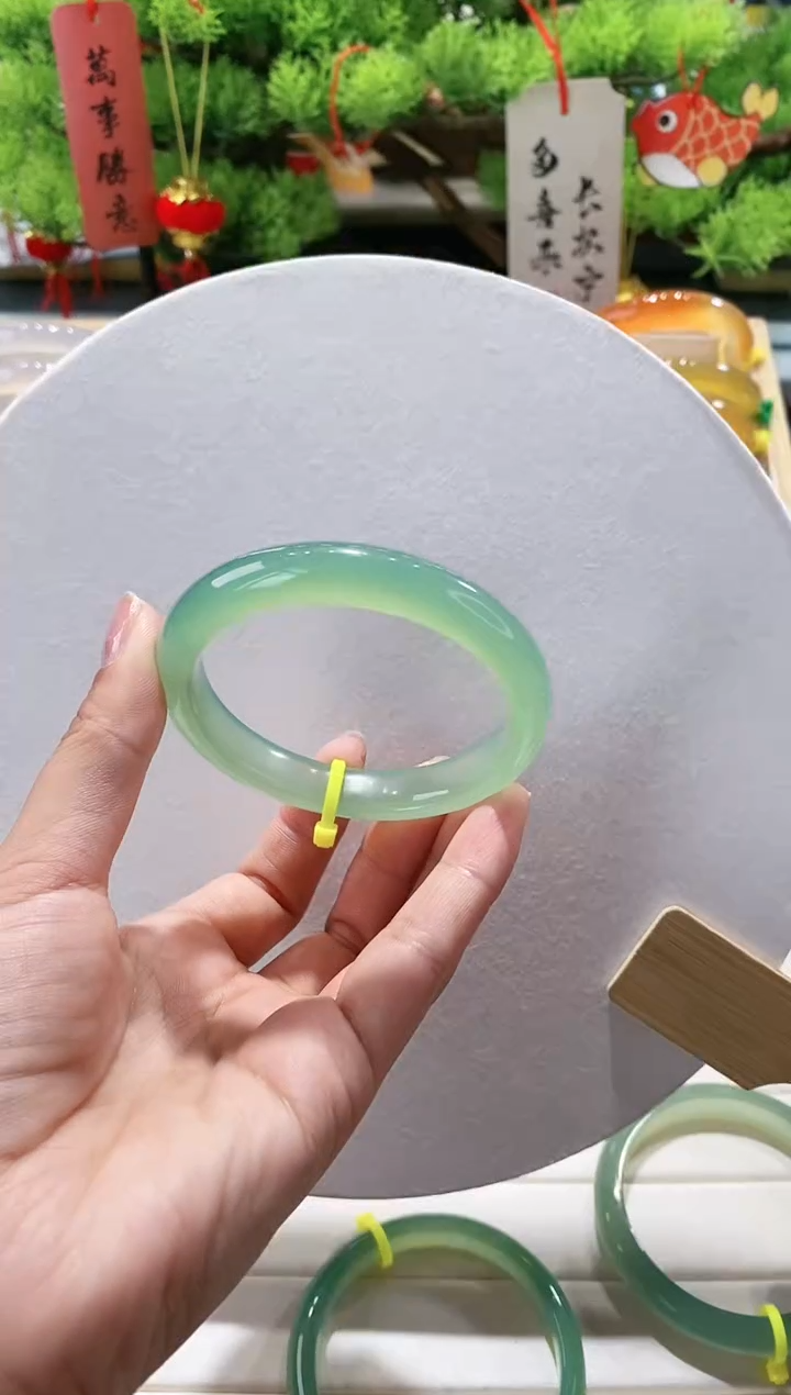 【闪购商品】玛瑙/玉髓手镯未镶嵌35-56