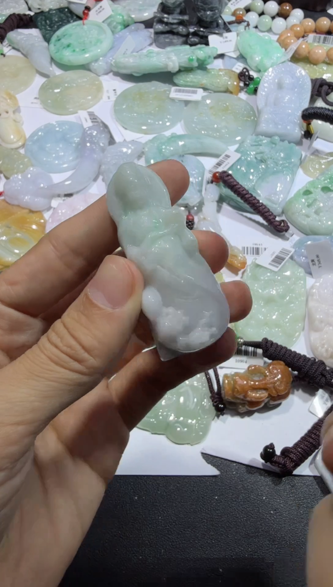 【闪购商品】翡翠颈饰未镶嵌00005402