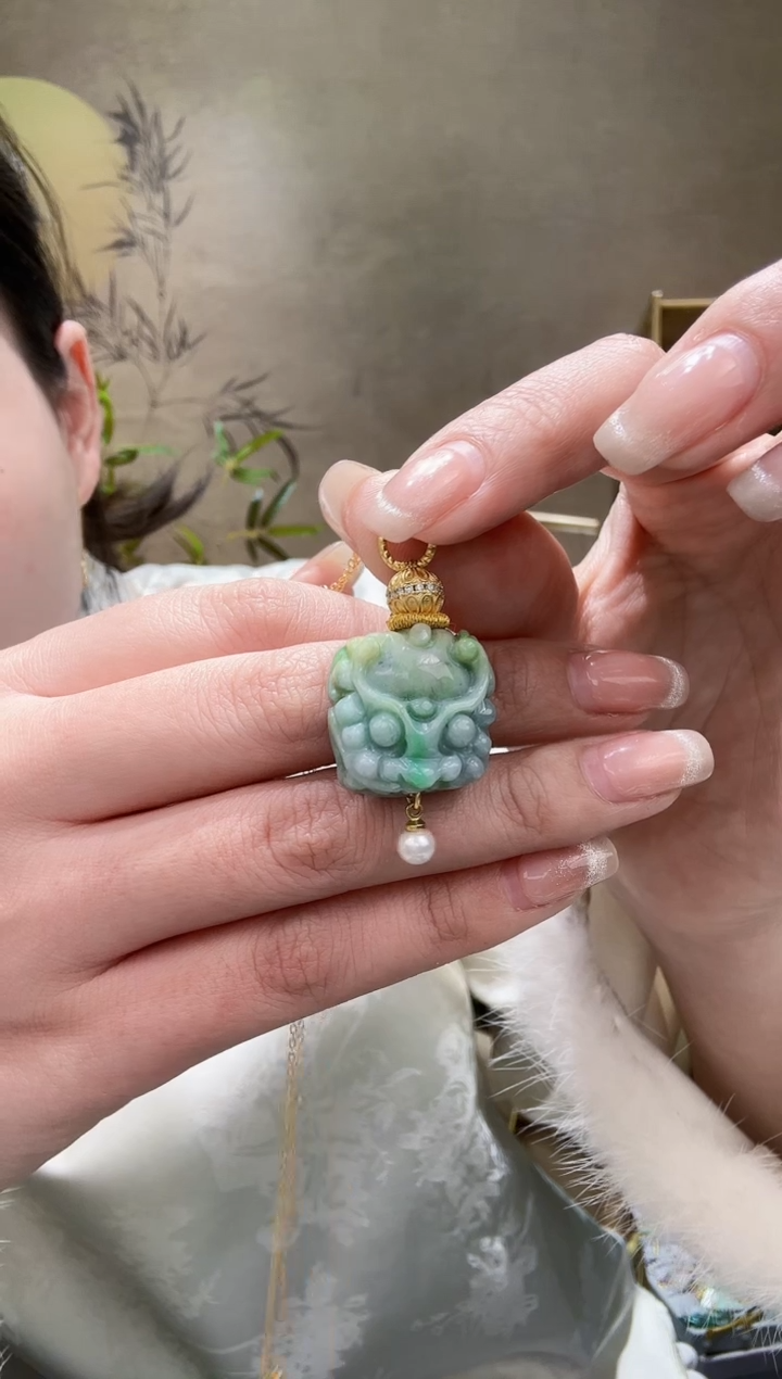 【闪购商品】翡翠颈饰未镶嵌吊坠