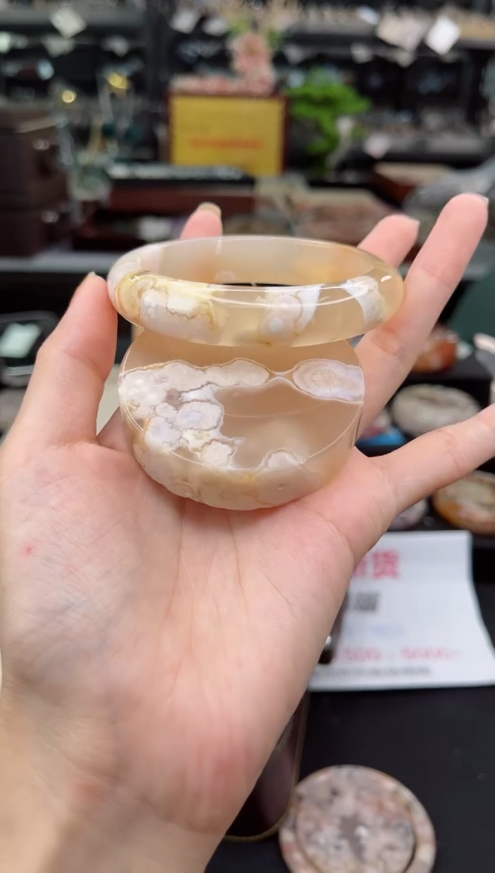 【闪购商品】石英质玉手镯未镶嵌60圈口（赠品镯心）3176087