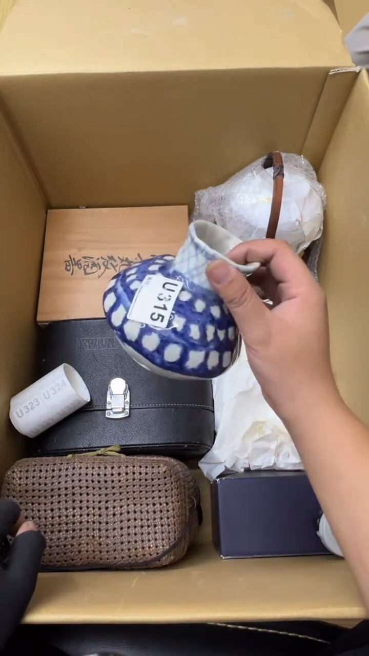 瓷片玥**?中古商品谨慎参拍315