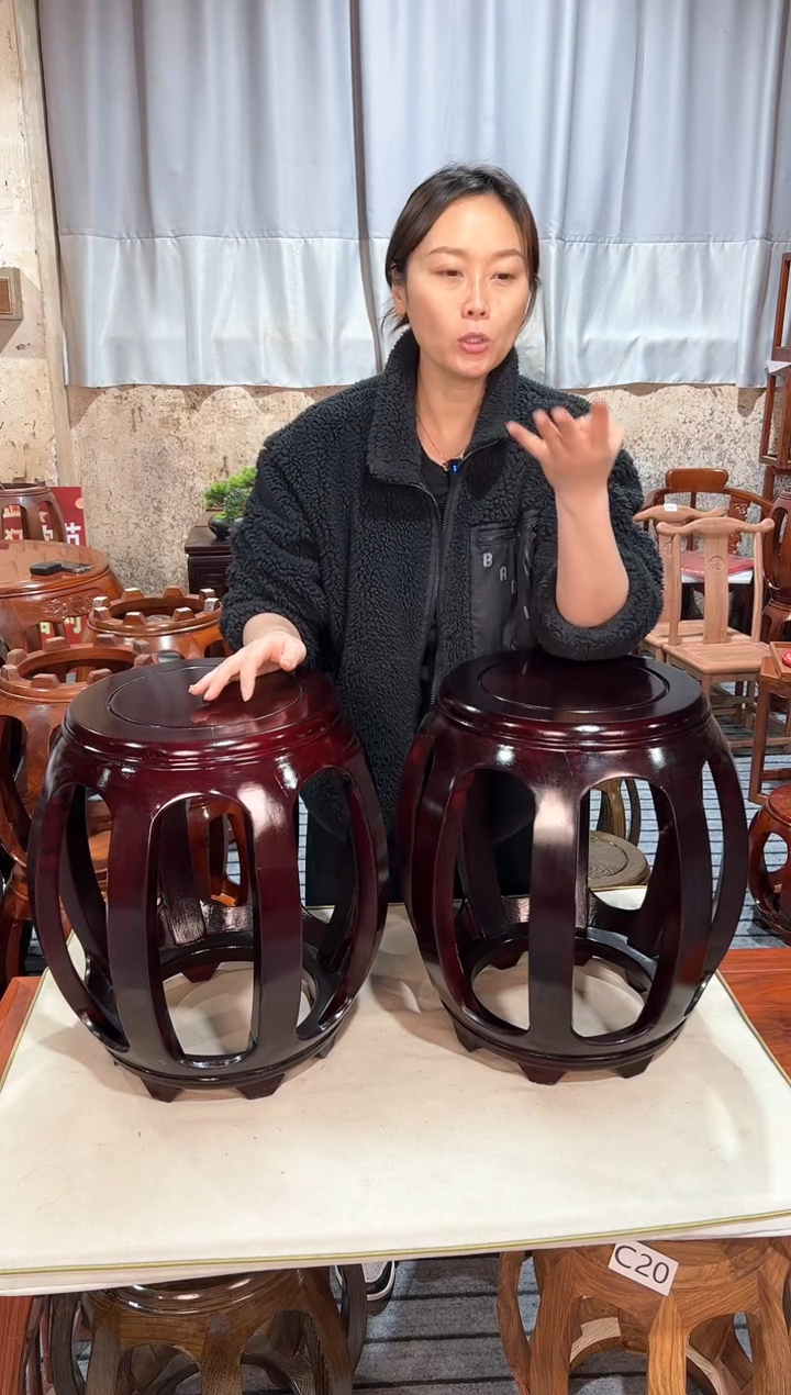 【闪购商品】花梨木类家具微瑕一对白宫木酸枝色大号鼓凳