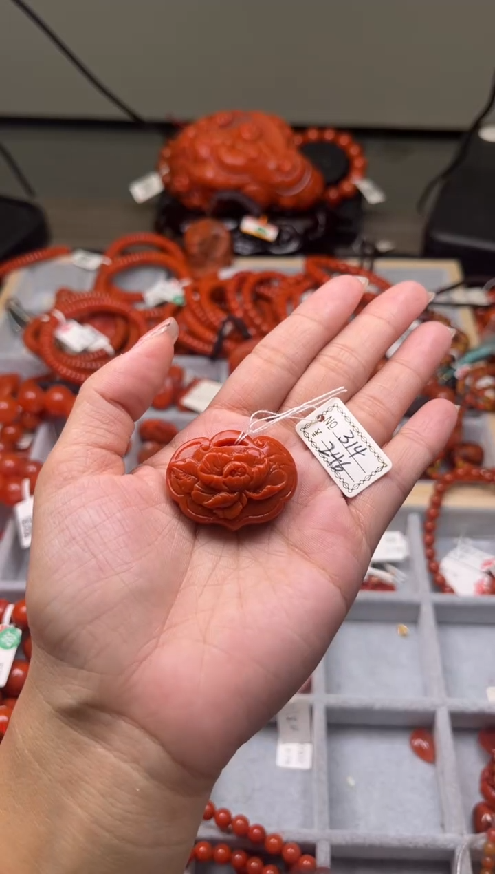 【闪购商品】南红玛瑙珠宝奇石未镶嵌314