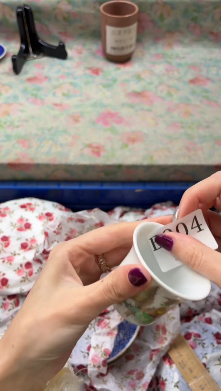 瓷片暗*?       B004