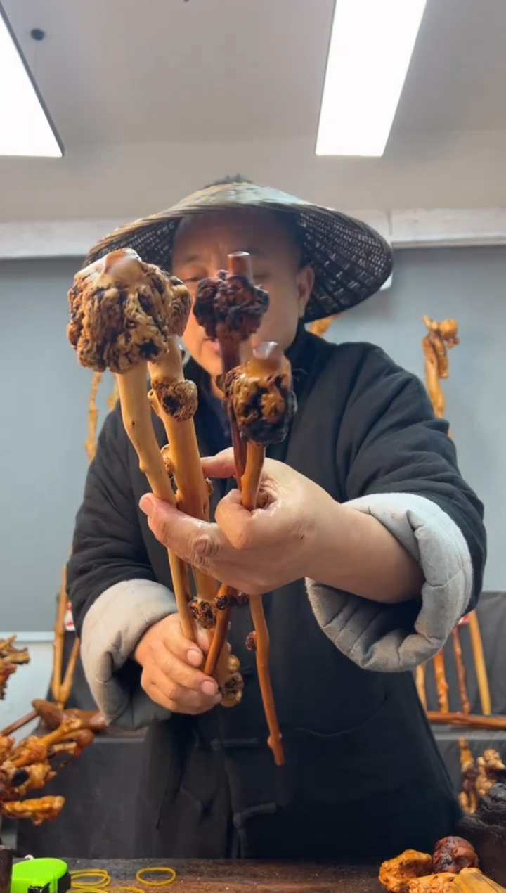 【闪购商品】黑果木其他黑果木369