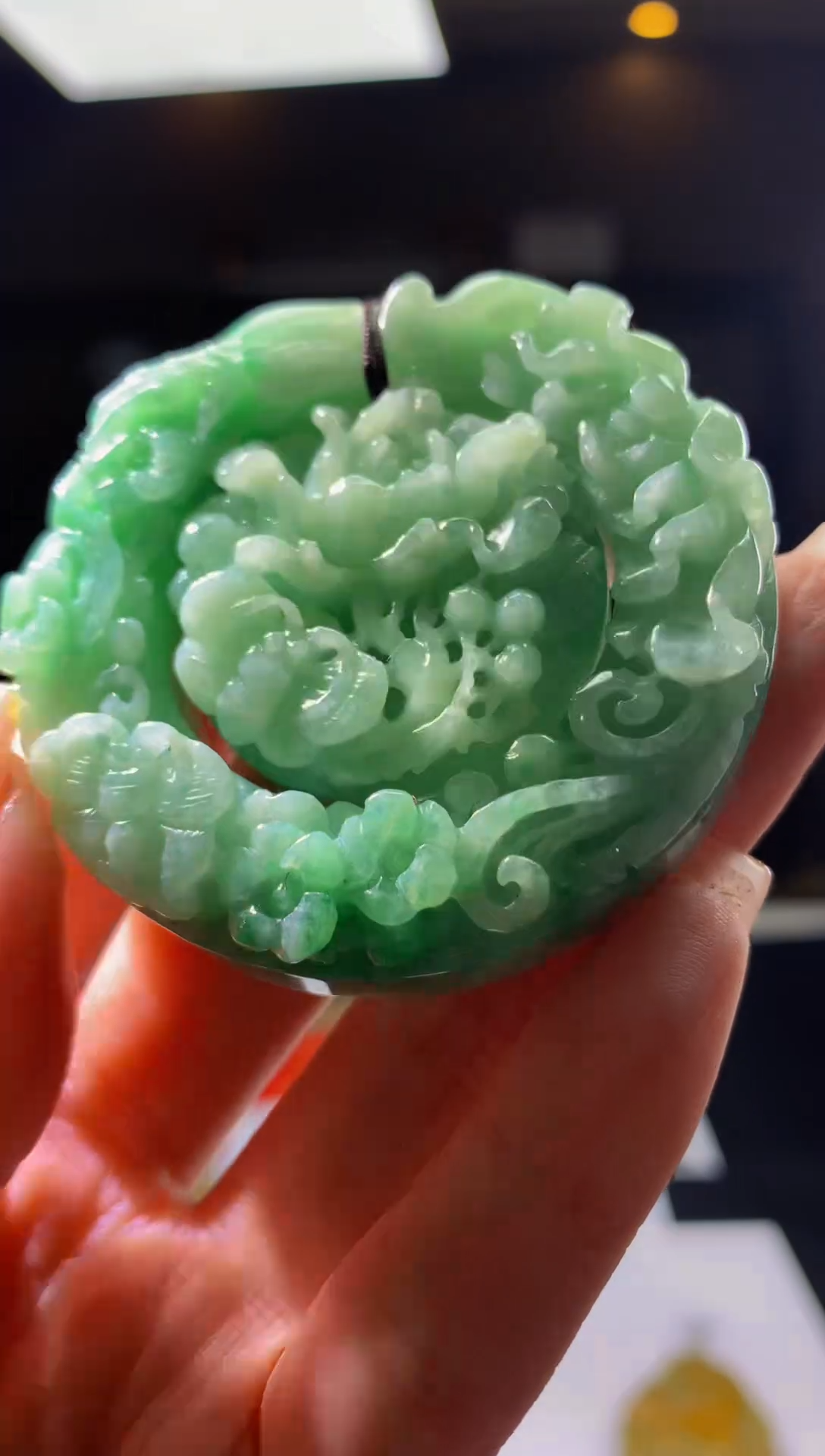 翡翠未镶嵌颈饰净货