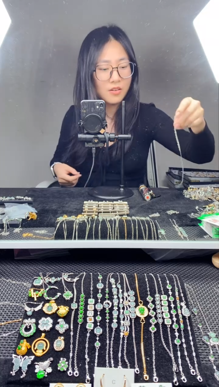 【闪购商品】翡翠银S925镶嵌戒指4568478