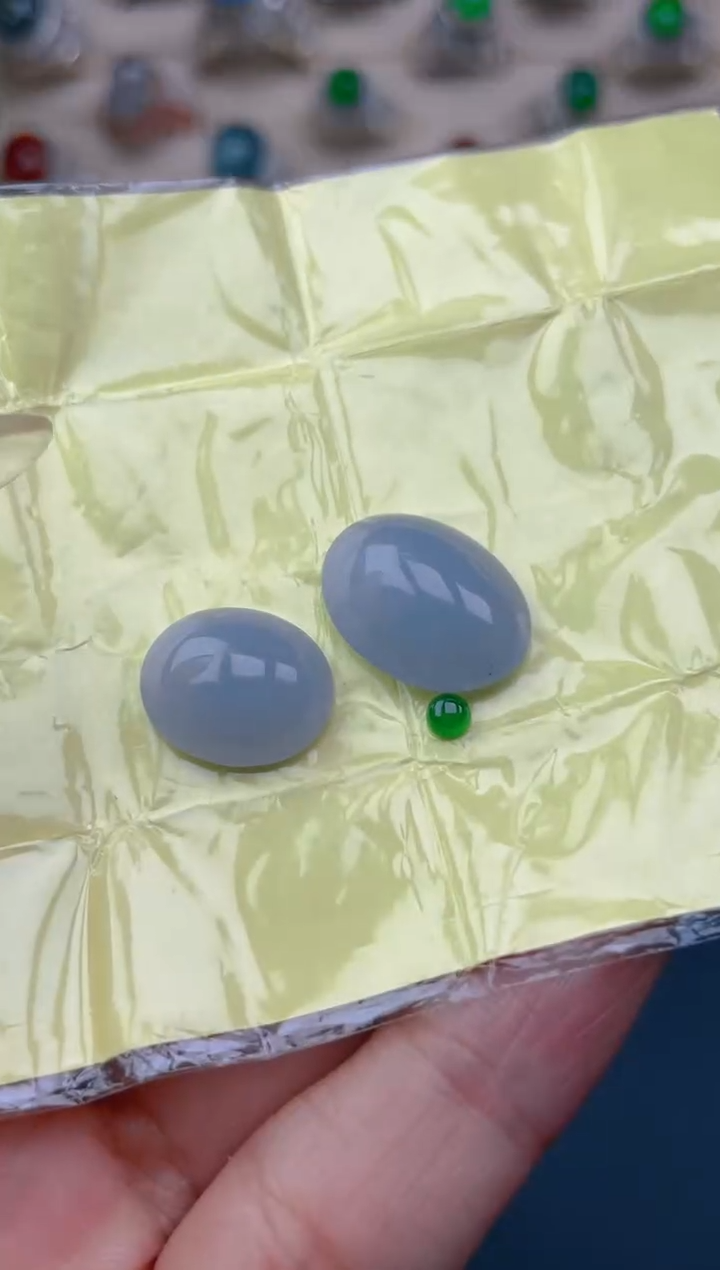 未镶嵌定制翡翠天然翡翠蛋面24