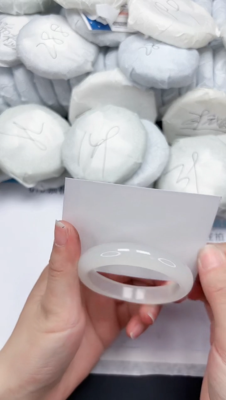 【闪购商品】石英质玉手镯未镶嵌470-55