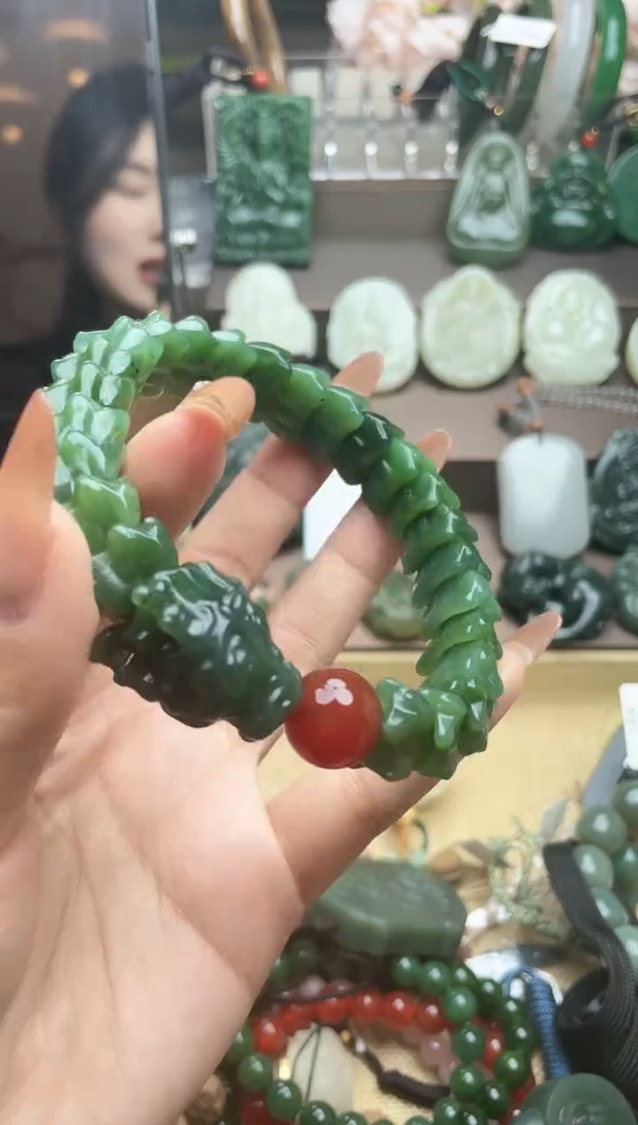 颈饰未镶嵌和田玉未镶嵌和田玉吊坠多样性拍一发一